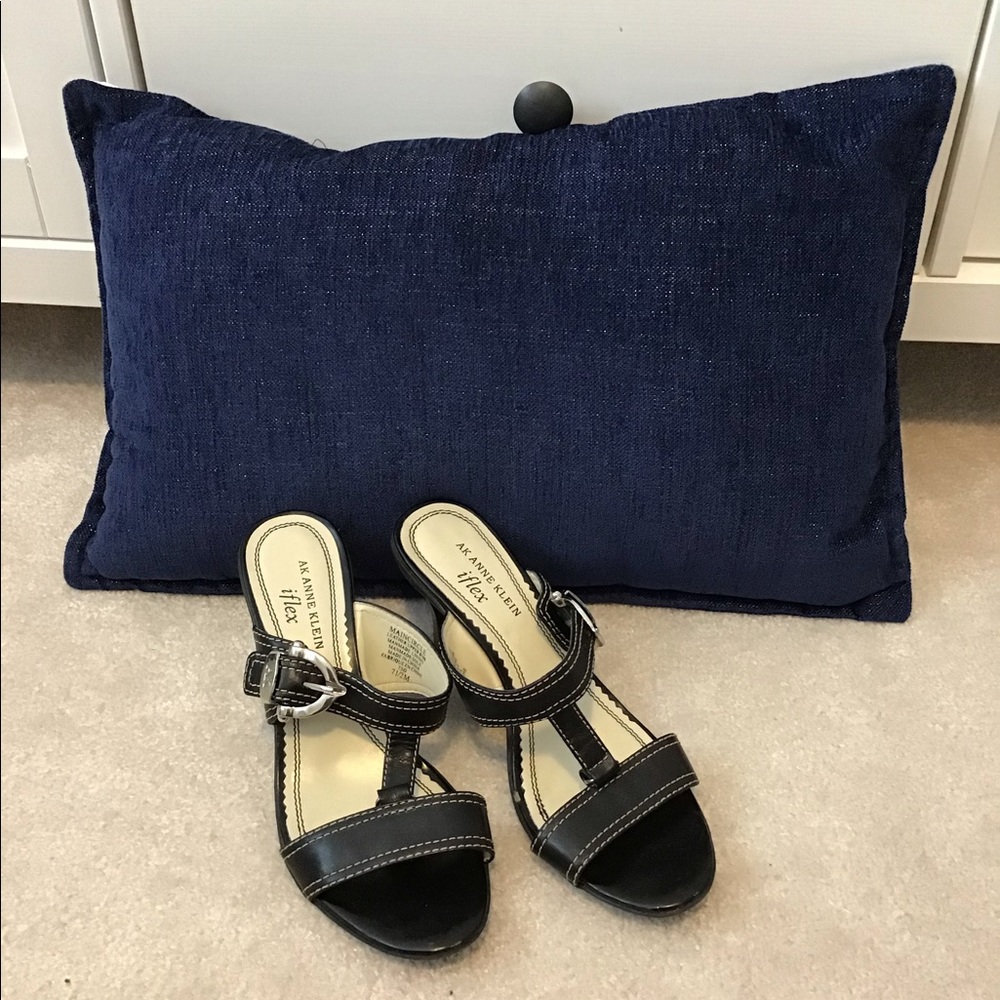 Black Anne Klein Heels